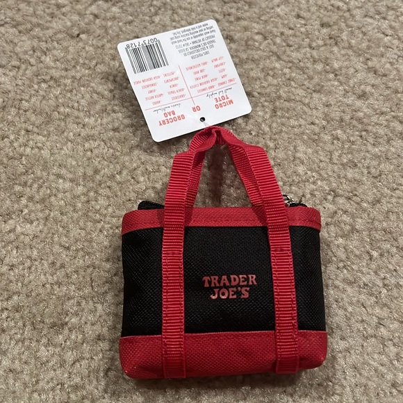 New Trader Joe's Micro Tote with Grocery Bag 2 in 1 Limited Edition - Picture 2 of 5